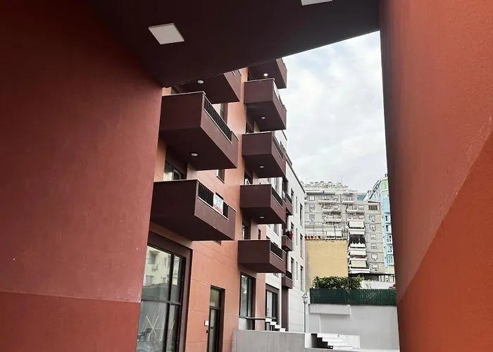 Aaron\'S Suite Apartment